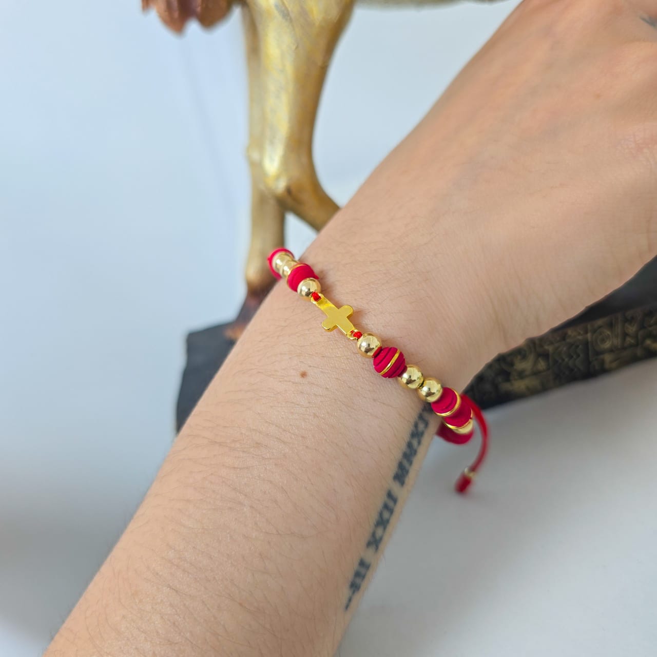 Brazalete Ajustable Protección En Oro Laminado 18K