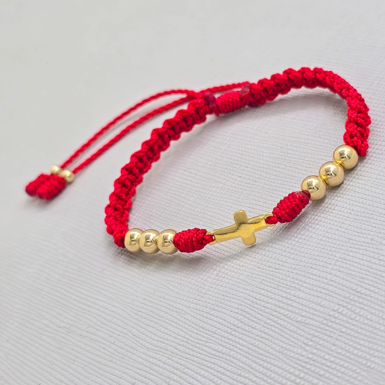 Brazalete Ajustable Diseño Que Destaca En Oro Laminado 18K