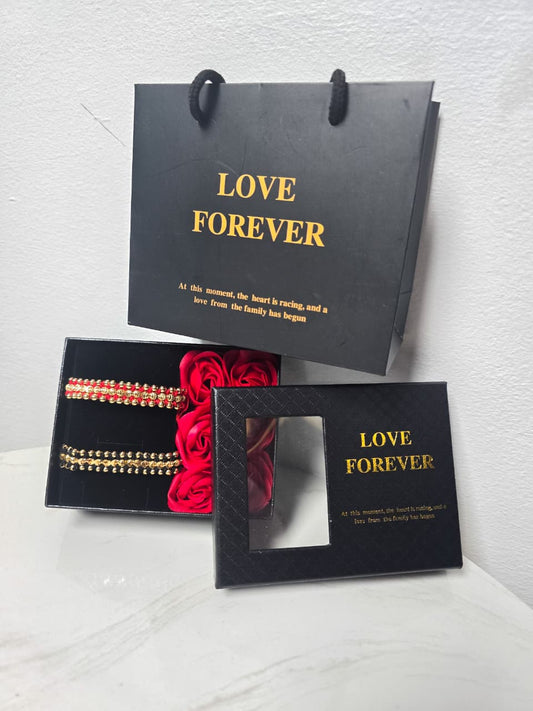 Caja de Rosas “Love Forever” con Bolsa de Regalo