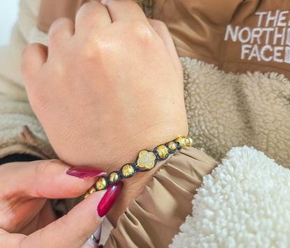 Brazalete Luz Llamativa Oro Laminado 18k