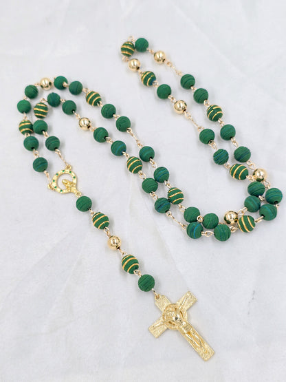 Rosario Con Cristo San Benito En Oro Laminado 18K